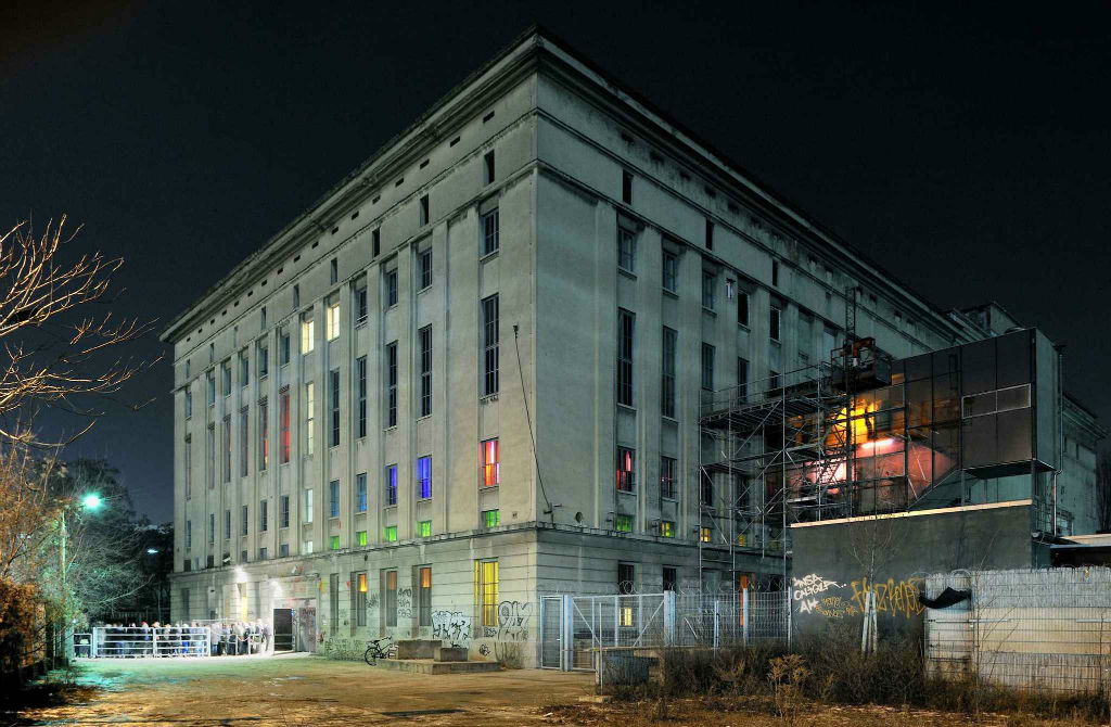 Den legendariske technoklubben Berghain i Berlin. (Foto: Presse.)