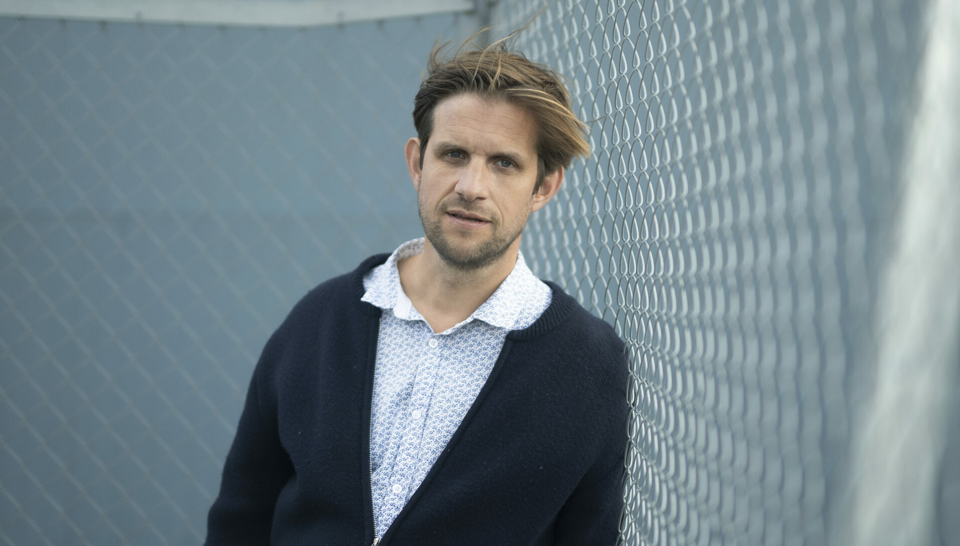 De er ikke så glad i ytringsfrihet i vårt naboland i øst. «Et sted må grensen gå», sier Nore etter at hans russiske forlag ville sensurere boken «Ingen skal drukne». (Foto: Agnete Brun/Aschehoug.)