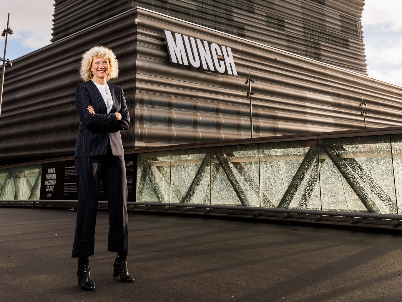 Direktør Tone Hansen foran Munchmuseet. (Foto: Presse.) 1 4:3