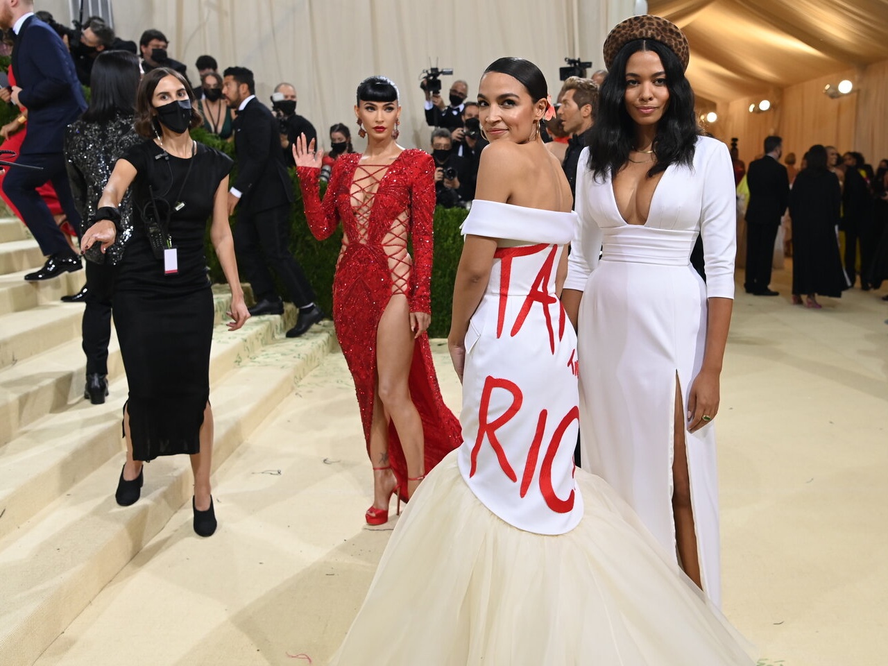 Alexandria Ocasio-Cortez på Met Gala 2021. (Foto: Nina Westervelt/The New York Times.)