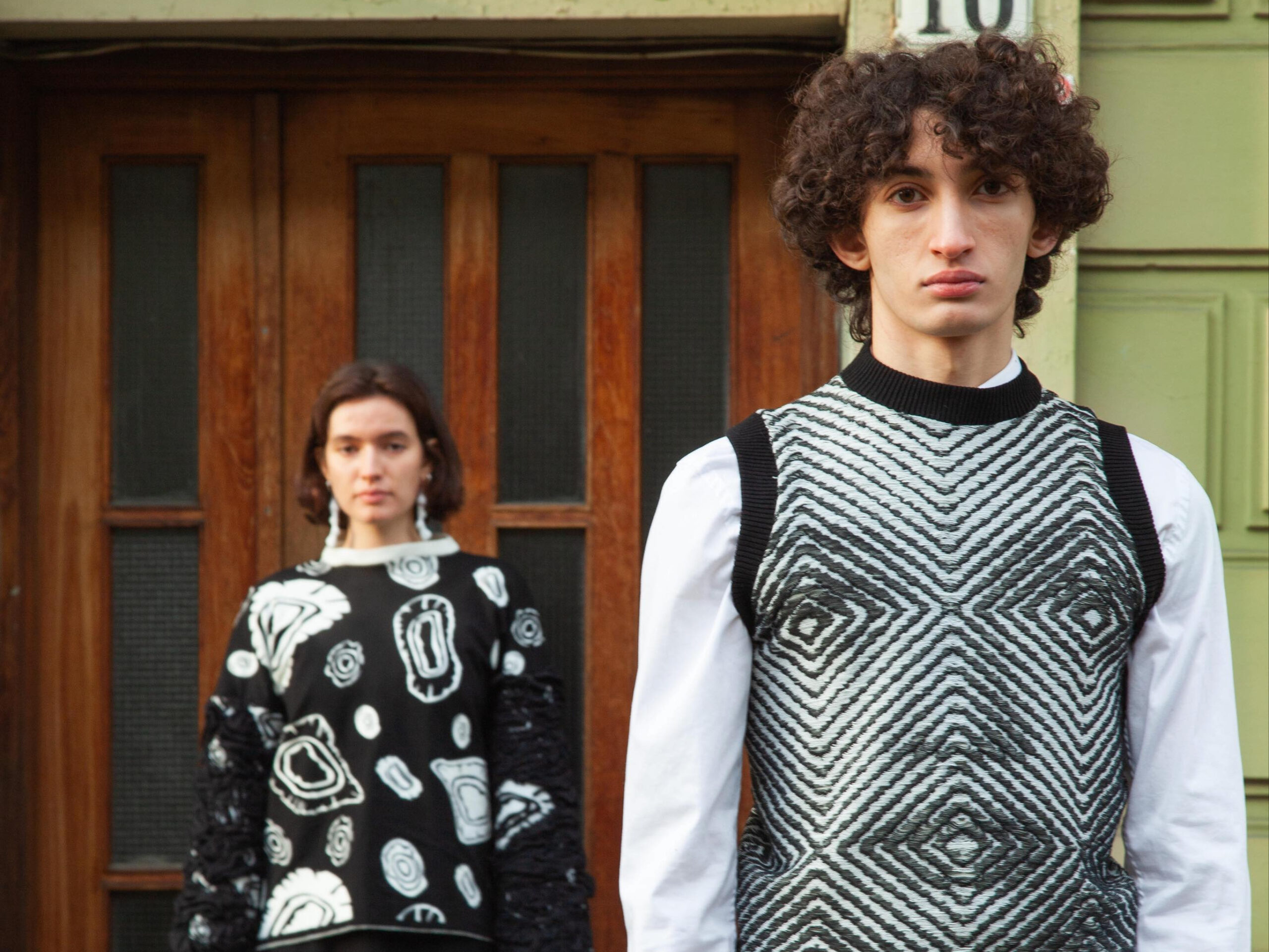 Bernard Krucyk mini-kolleksjon «Uncanny valley» er inspirert av Freudsoptiske illusjoner. (Foto: Uma Crompton.)