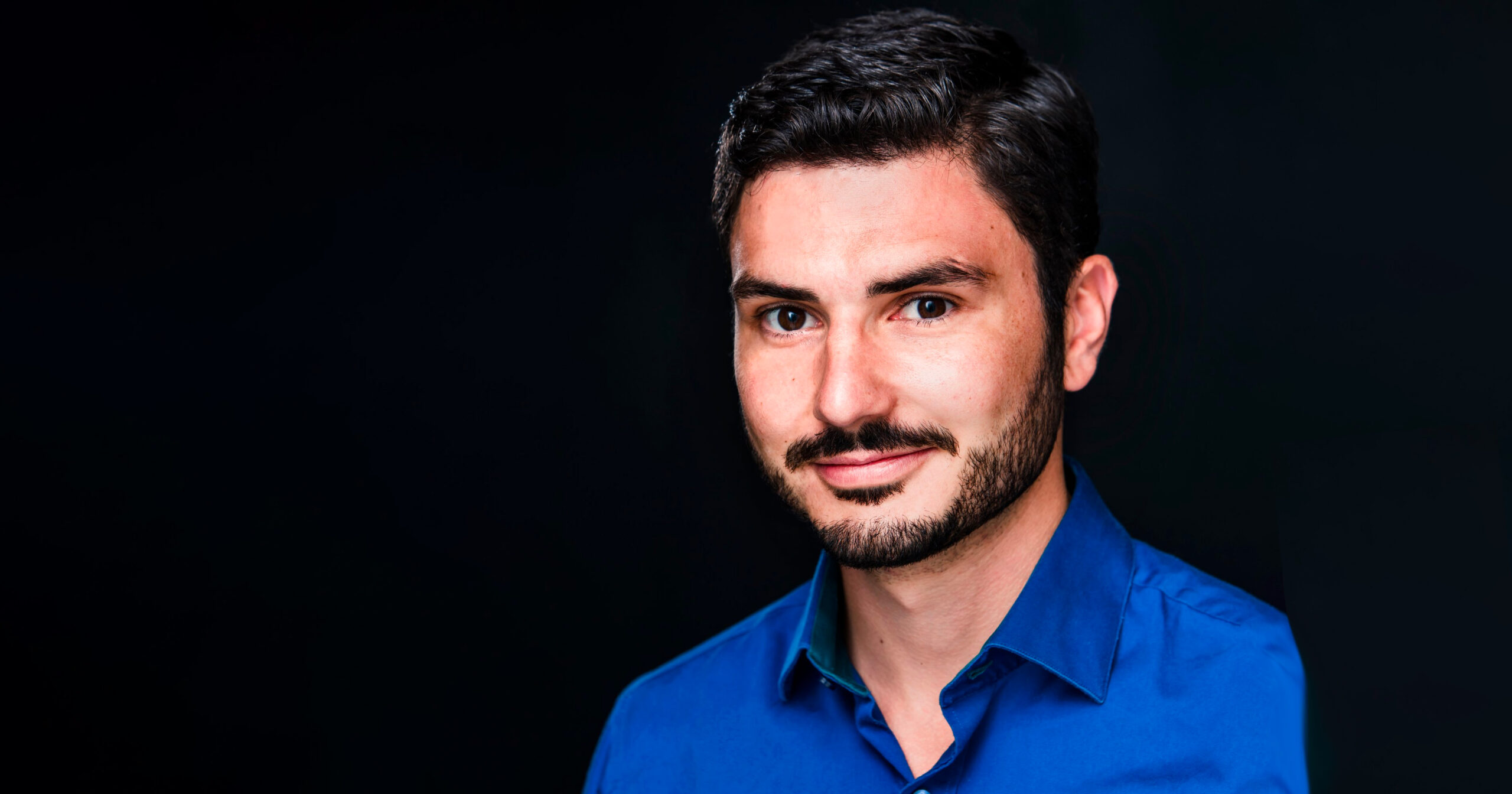 Den kjente Morgenbladet-spaltisten og Høyre-rådgiveren forlater politikken og gir seg i kast med journalistikken på fulltid. (Foto: Presse.) Alexander zlatanos ibsen, Minerva, Høyre, nyhetsredaktør, politikk