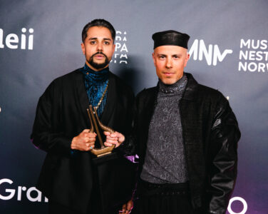 Chirag og Magdi i Karpe stakk av med historiske seks priser. (Foto: Aurora Henni Krogh.)