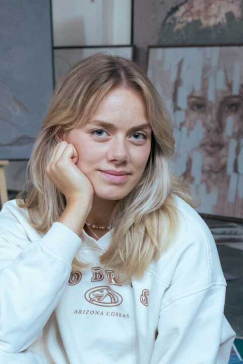 Kunstner Lea Alstad. (Foto: Thea Leonora.)