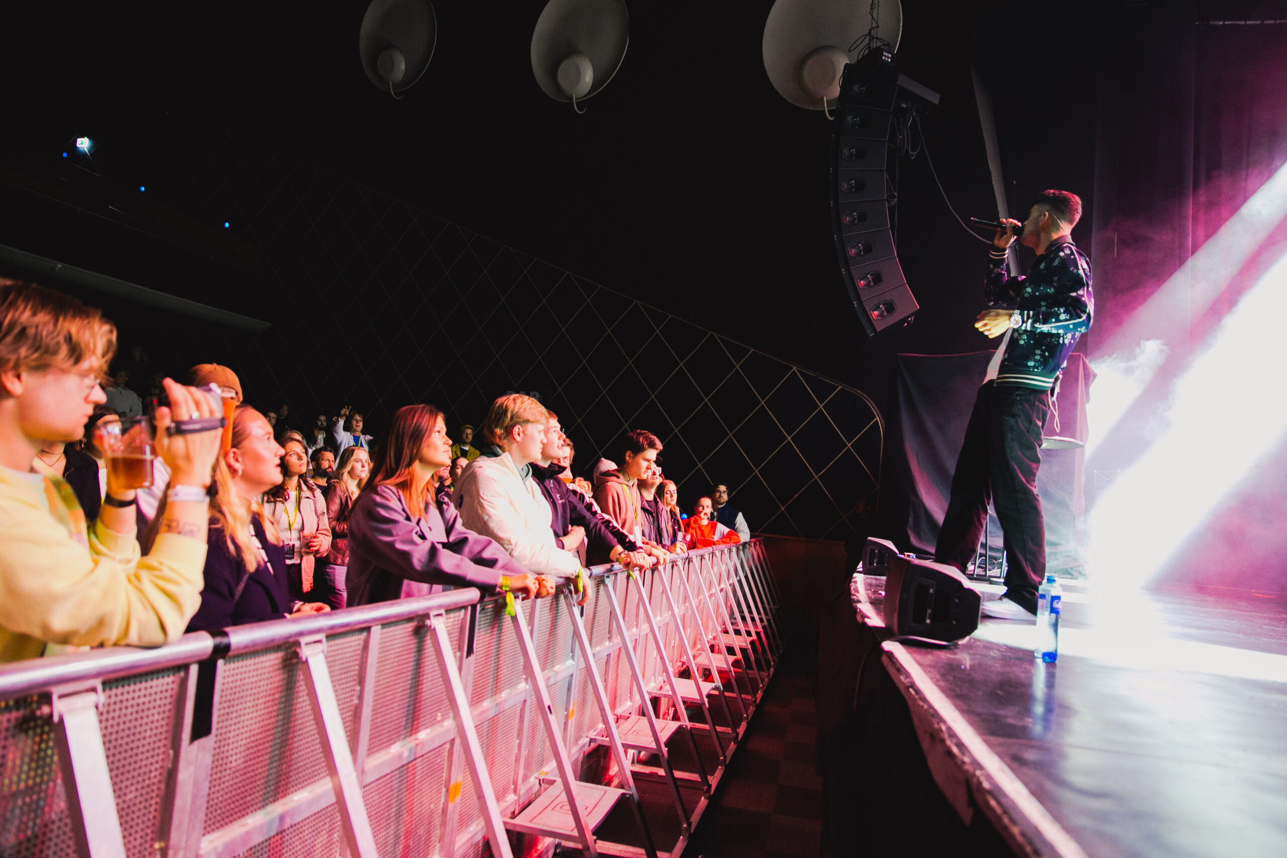 UG Plaza under sin Bylarm-konsert på Sentrum scene. (Foto: Aurora Henni Krogh.)