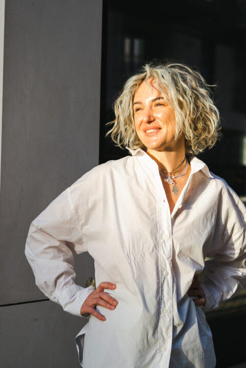 Danijela Catibovic ved Varemotaket. (Foto: Aurora Henni Krogh.)