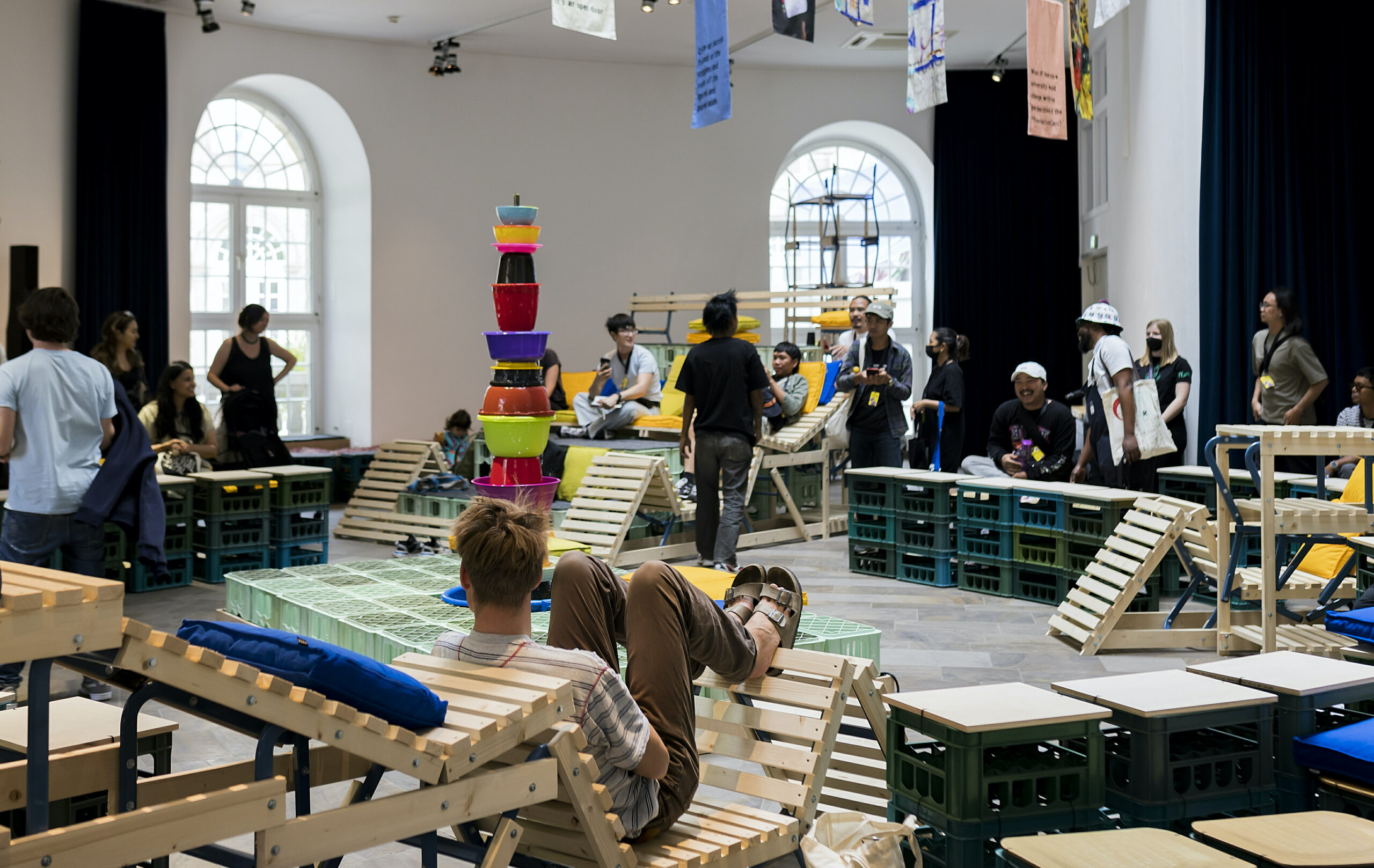 documenta fifteen: Fridskul Common Library, Fridericianum, Kassel, 17. Juni 2022, Foto: Victoria Tomaschko