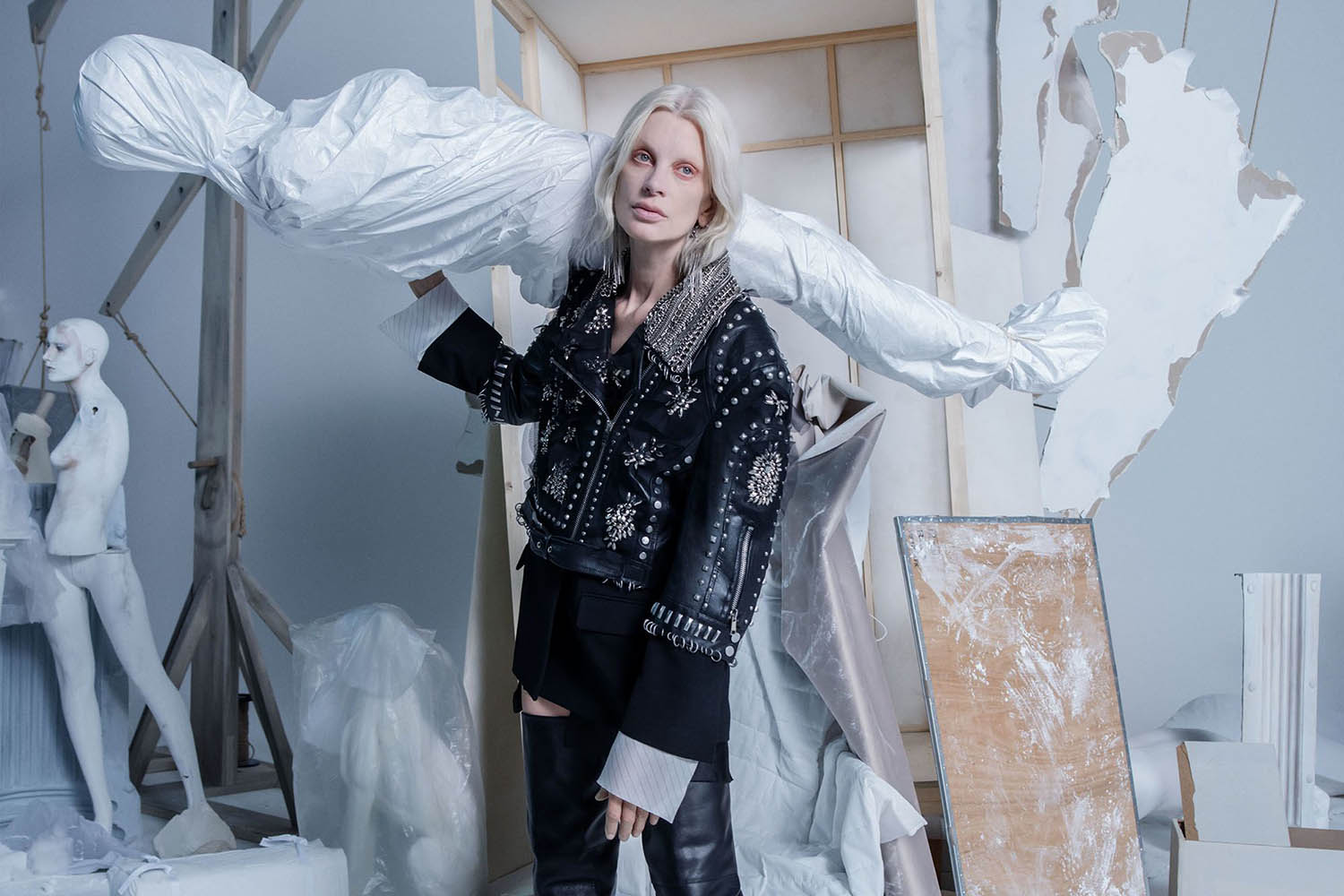 Zara får kjeft etter denne kampanjen (Foto: Zara/Tim Walker.)