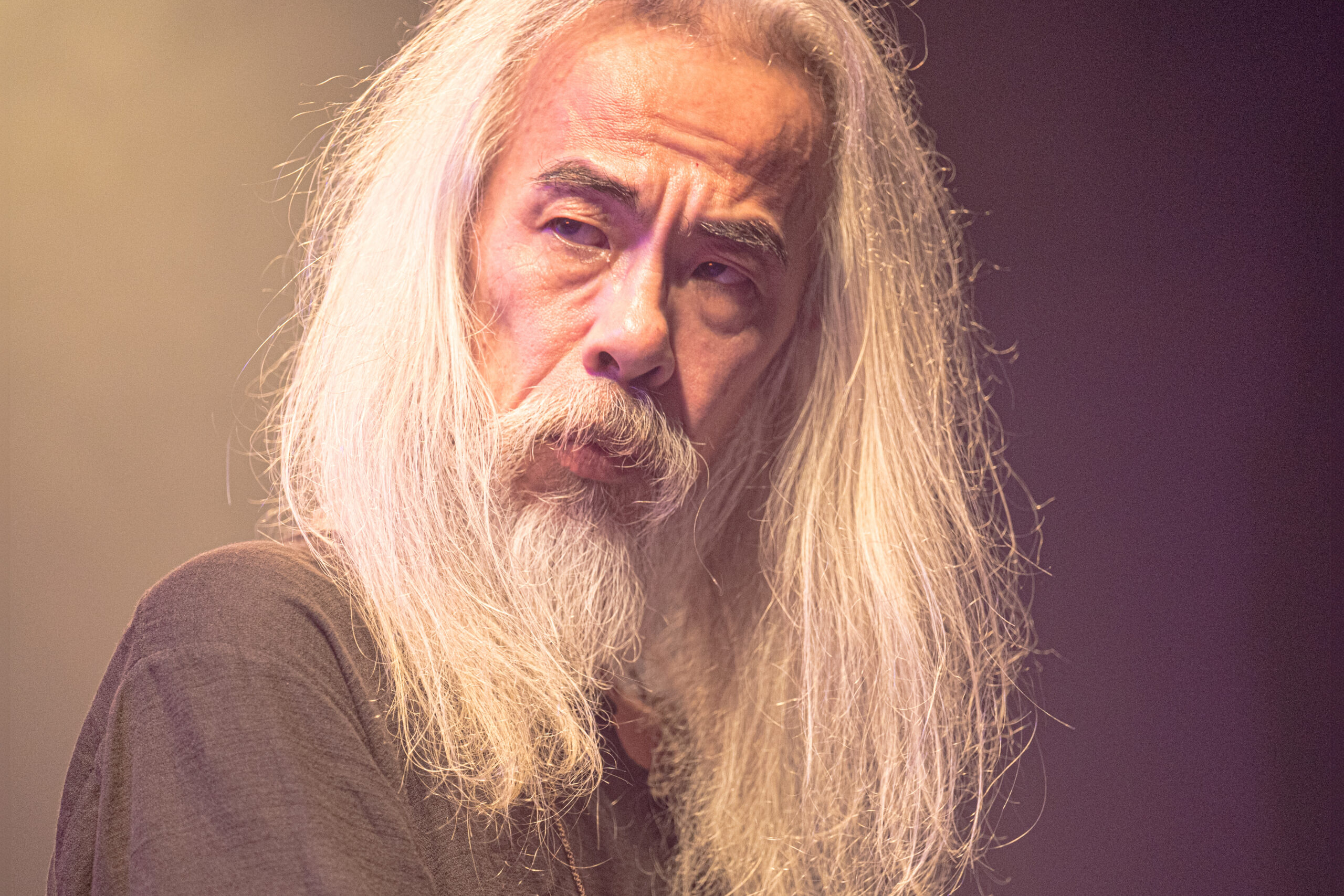 Oslo World Music Festival skiftet navn til Oslo World i 2017, for å unngå begrepet «verdensmusikk». Fra en konsert med Acid Mothers Temple på Oslo World 2022. (Foto: Oslo World/Lars Opstad.) 2 3:2