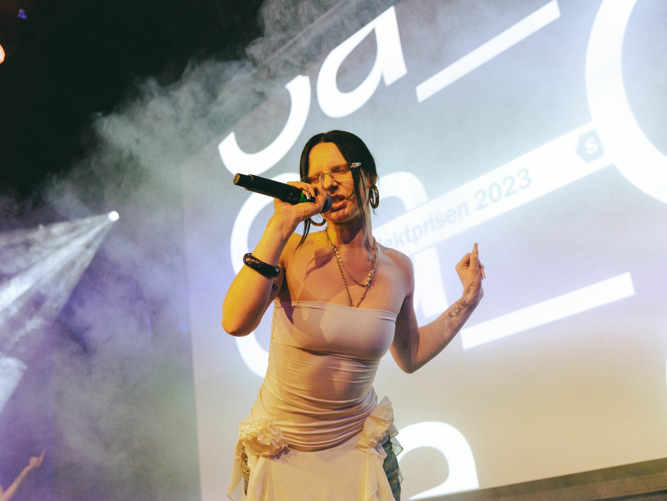 Sa_g spilte på Subjektprisen 2023. (Foto: Håkon Paulsen.)