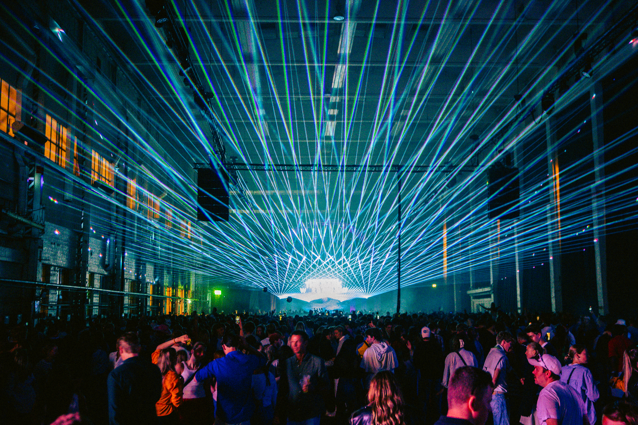 Natten på Slottsjfellfestivalen blir enda større. (Foto: Jonathan Vivaas Kise.)