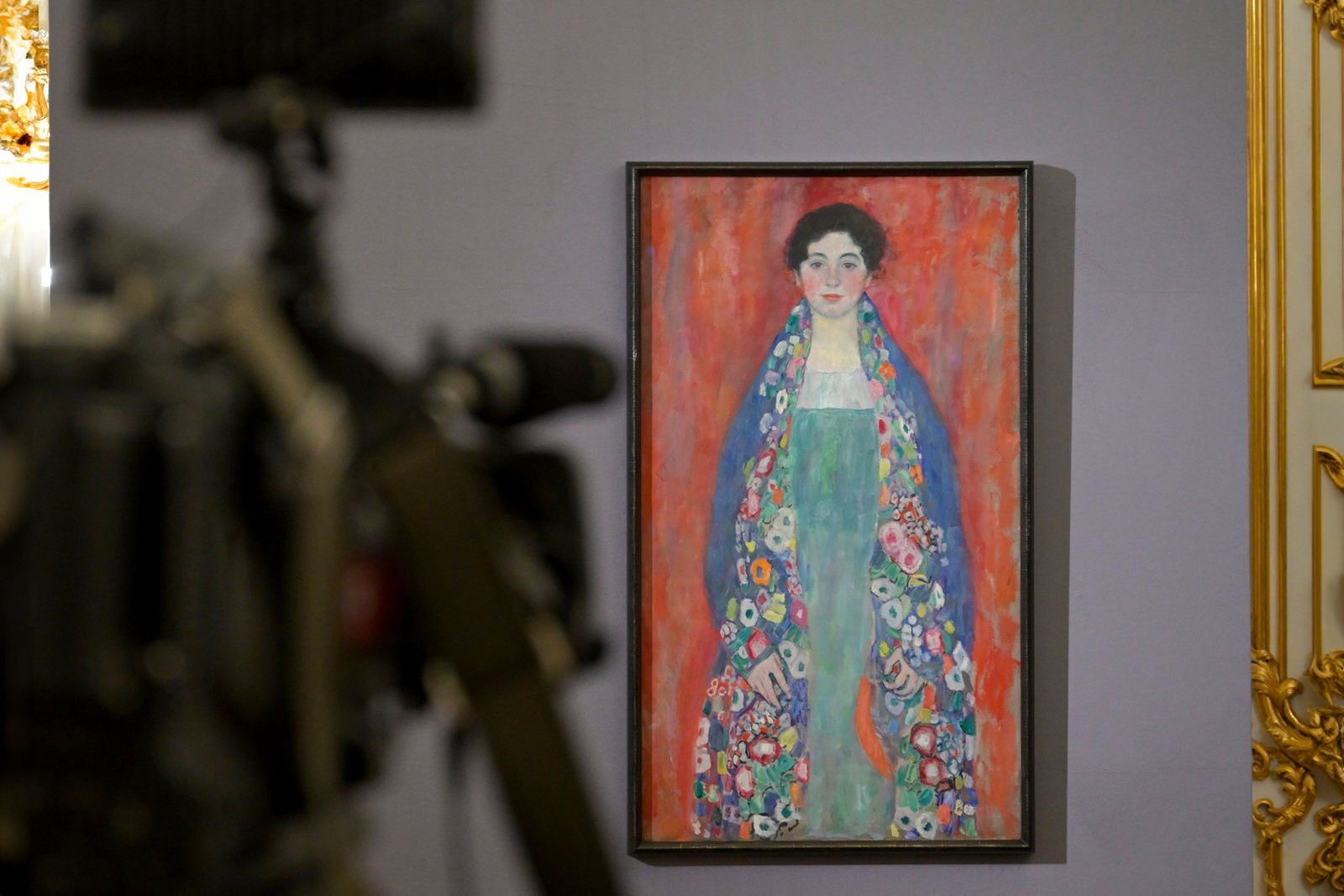 Gustav Klimts gåtefulle «Portrett av frøken Lieser» er gjenoppdaget i Wien etter 100 år. (Foto: WDR.)