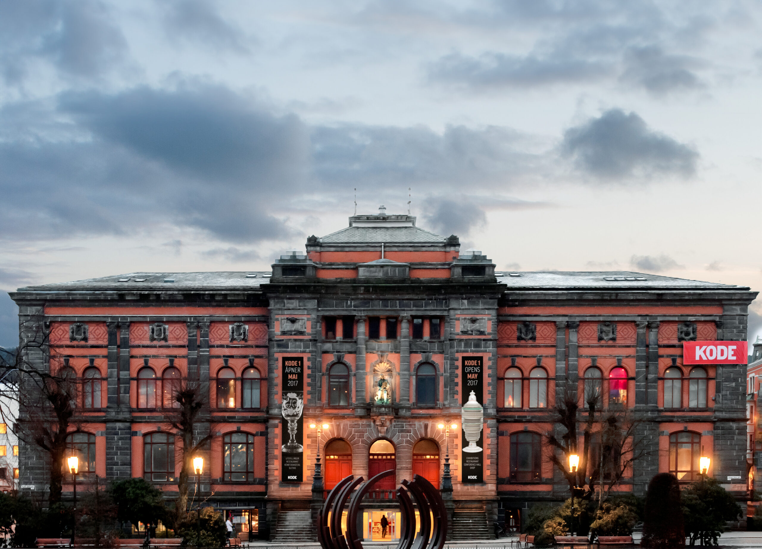Eksteriør av bygget Kode 1, tidligere Permanenten. (Foto: Dag Fosse/Kode.) 1 25:18