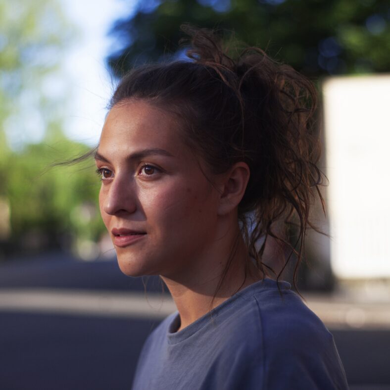 Forfatter Maria Navarro Skaranger. (Foto: Io Sivertsen.)