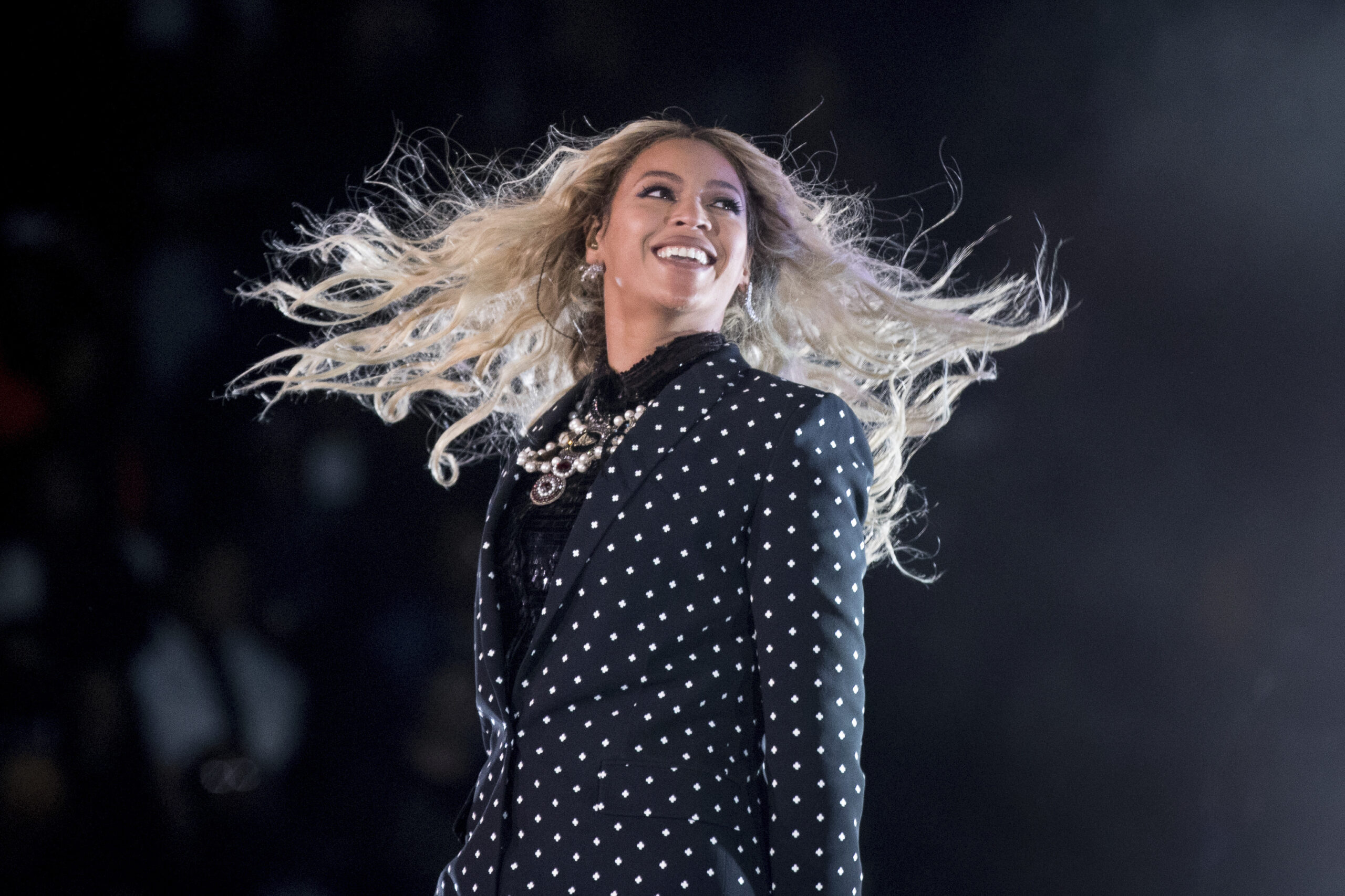 Svarte låtskrivere har vært utestengt fra country-sjangeren, mener kritiker. Nå blir Beyoncé historisk. (Foto: AP Photo/Andrew Harnik, File.)