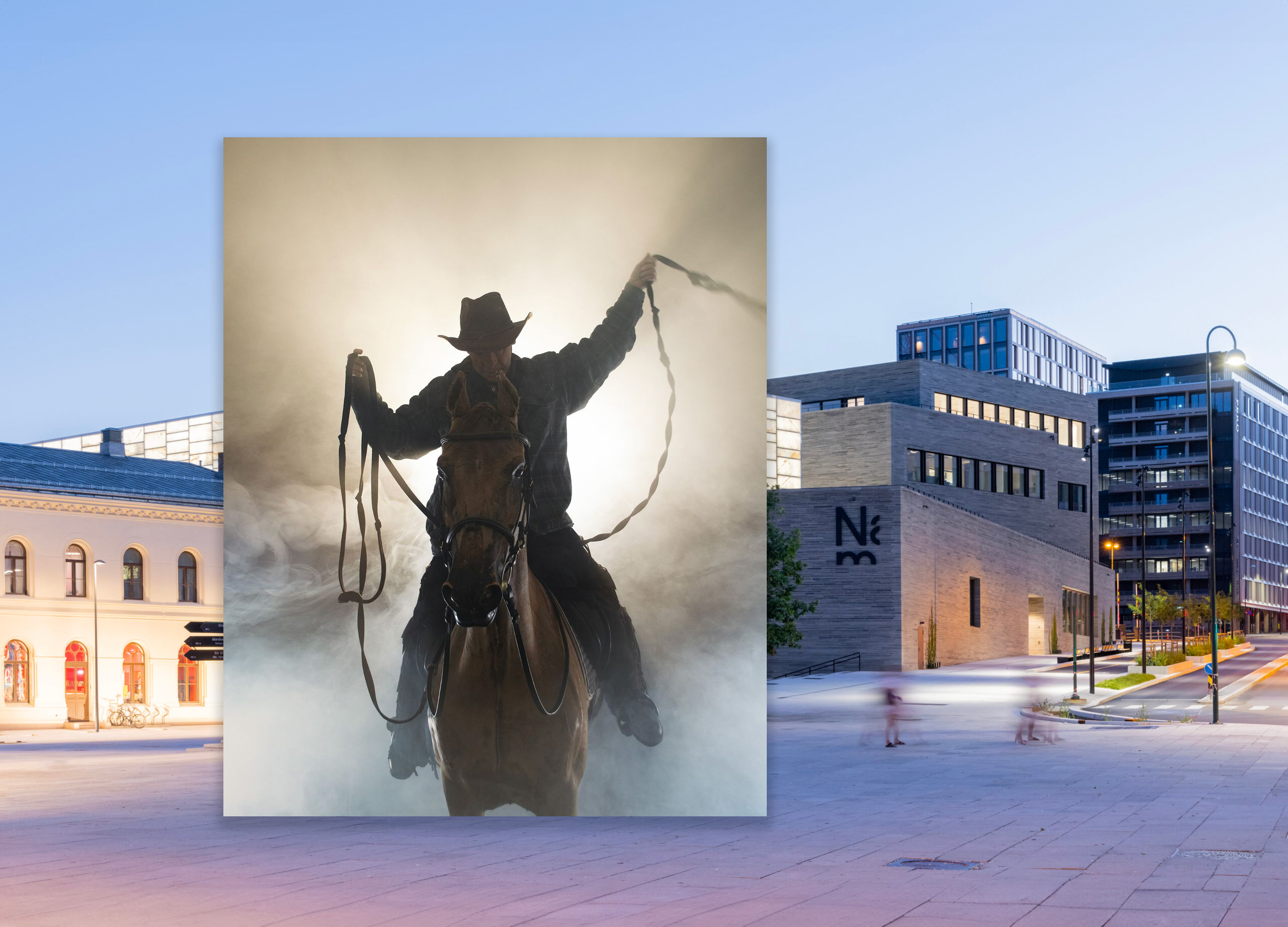 Nasjonalmuseet har kjøpt «Old Man Cowboy #08» av Vibeke Tandberg. (Foto: Vibeke Tandberg/Nasjonalmuseet, Iwan Baan.) 1 25:18