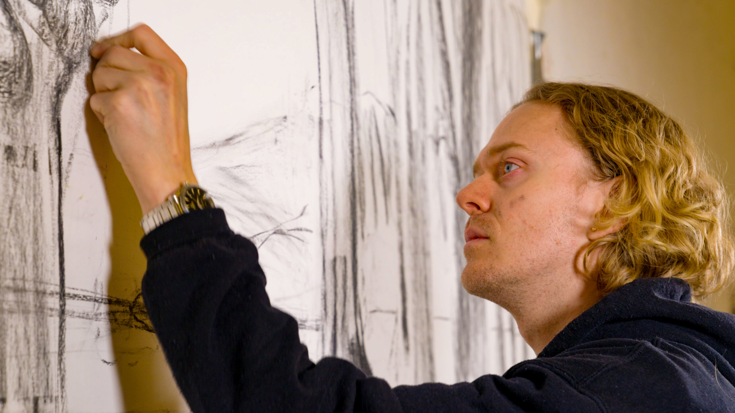 Nikolai Torgersen i «Kunstnerliv» på NRK. (Foto: NRK.) 2 3:2