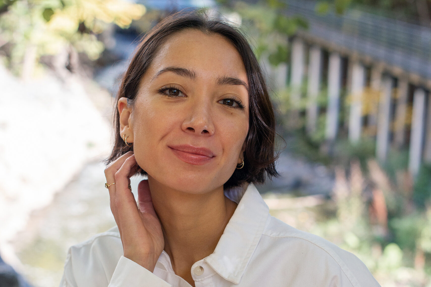 Monica Goksøyr (f. 1990) har gitt ut «Slemme jenter» på Aschehoug. (Foto: Oda Berby.) 2 3:2