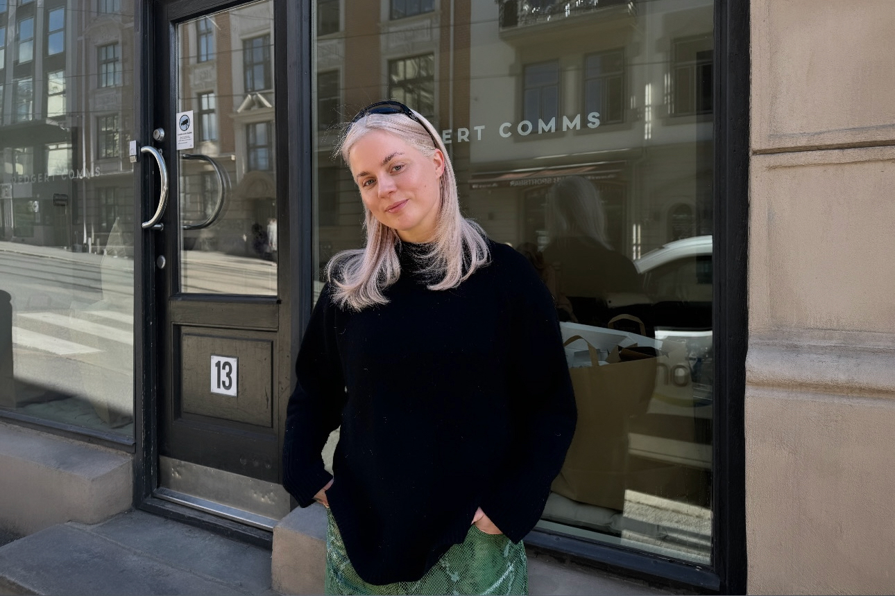 Moteinfluenser Ida Broen har bygget opp egen betydelig følgerskare på sosiale medier. Det kommer godt med når hun blir PR-rådgiver for Uggs, Loreal og Tiktok i Redgert Comms. (Foto: Redgert Comms.)