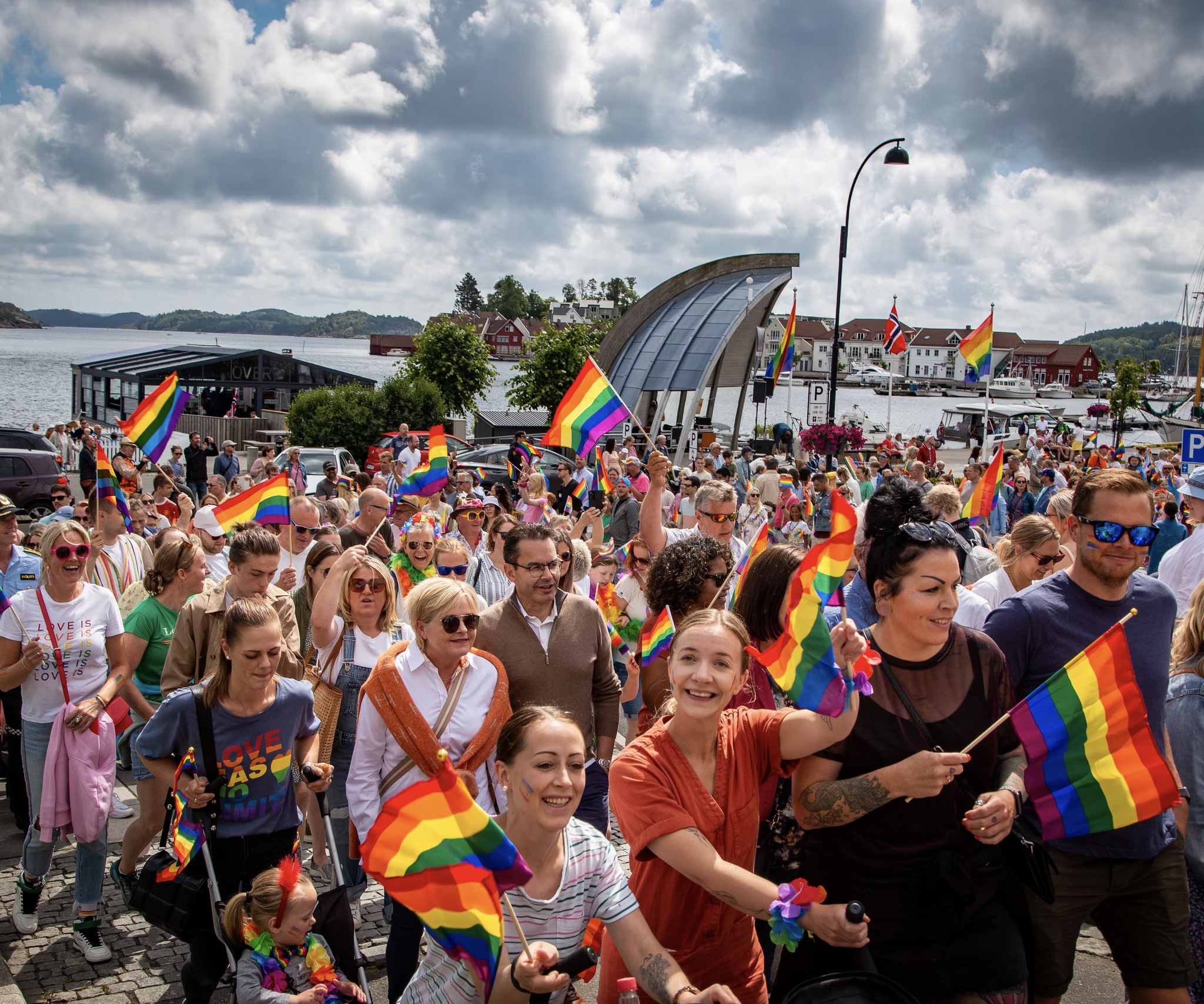 Lister pride i Farsund. (Foto: Lister pride/Facebook.)