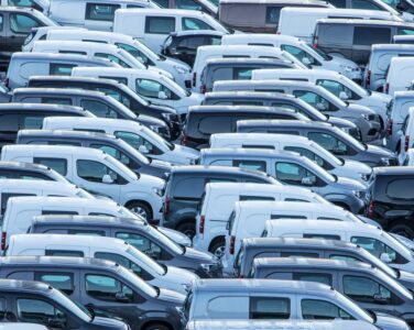 Dårlig politisk lederskap gjør verden gråere og styggere. Det er ikke så lett å gjøre noe med. I mellomtiden kan vi sende et signal om at vi ønsker en mer fri og spennende verden ved å bruke forbrukermakten vår, skriver Mikkel Ihle Tande. (Foto: Ole Berg Rusten/NTB.)