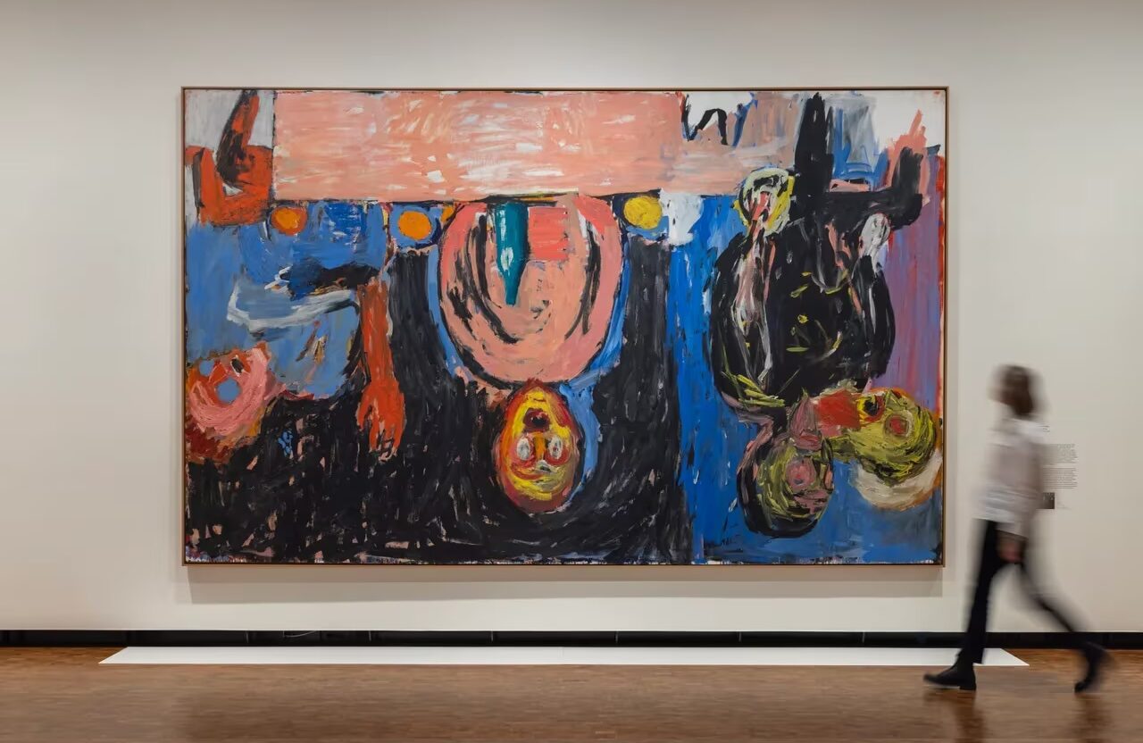 Hvis kunstkritikk reduseres til «jeg har aldri sett dette opp ned før, derfor er det fantastisk», er vi ikke akkurat på et intellektuelt toppnivå, skriver Eirik Botten Nicolaysen. (Foto: Ove Kvavik/Munch.)