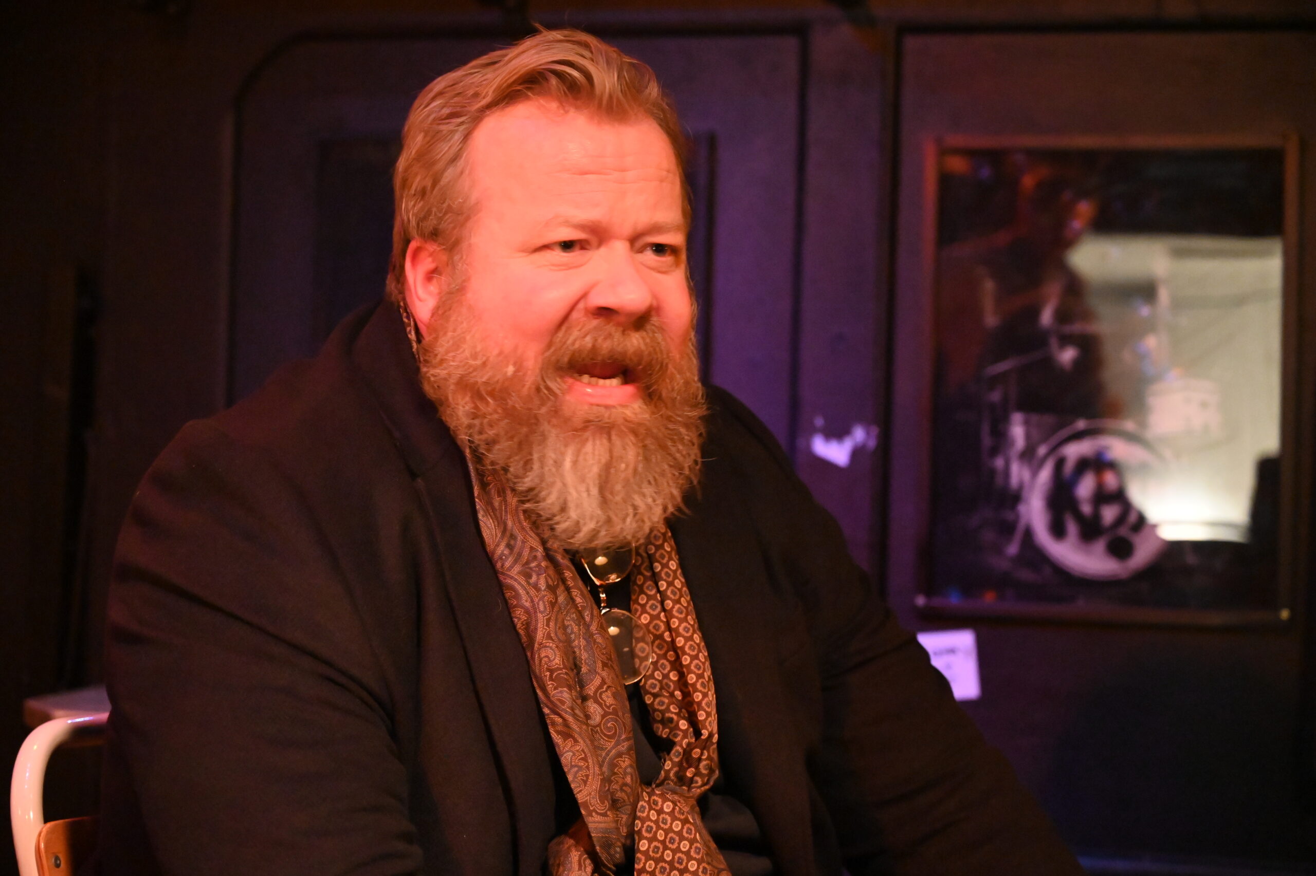 Forfatter og redaktør i Inyheter, Ole Asbjørn Ness. gir ut bok. (Foto: Sander Sebastian Amsrud.)