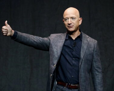 Nei, det er ikke en SNL-sketsj: Eieren av Washington Post griper inn i avisens pressefriheten – i frihetens navn. (Foto: Politico.)