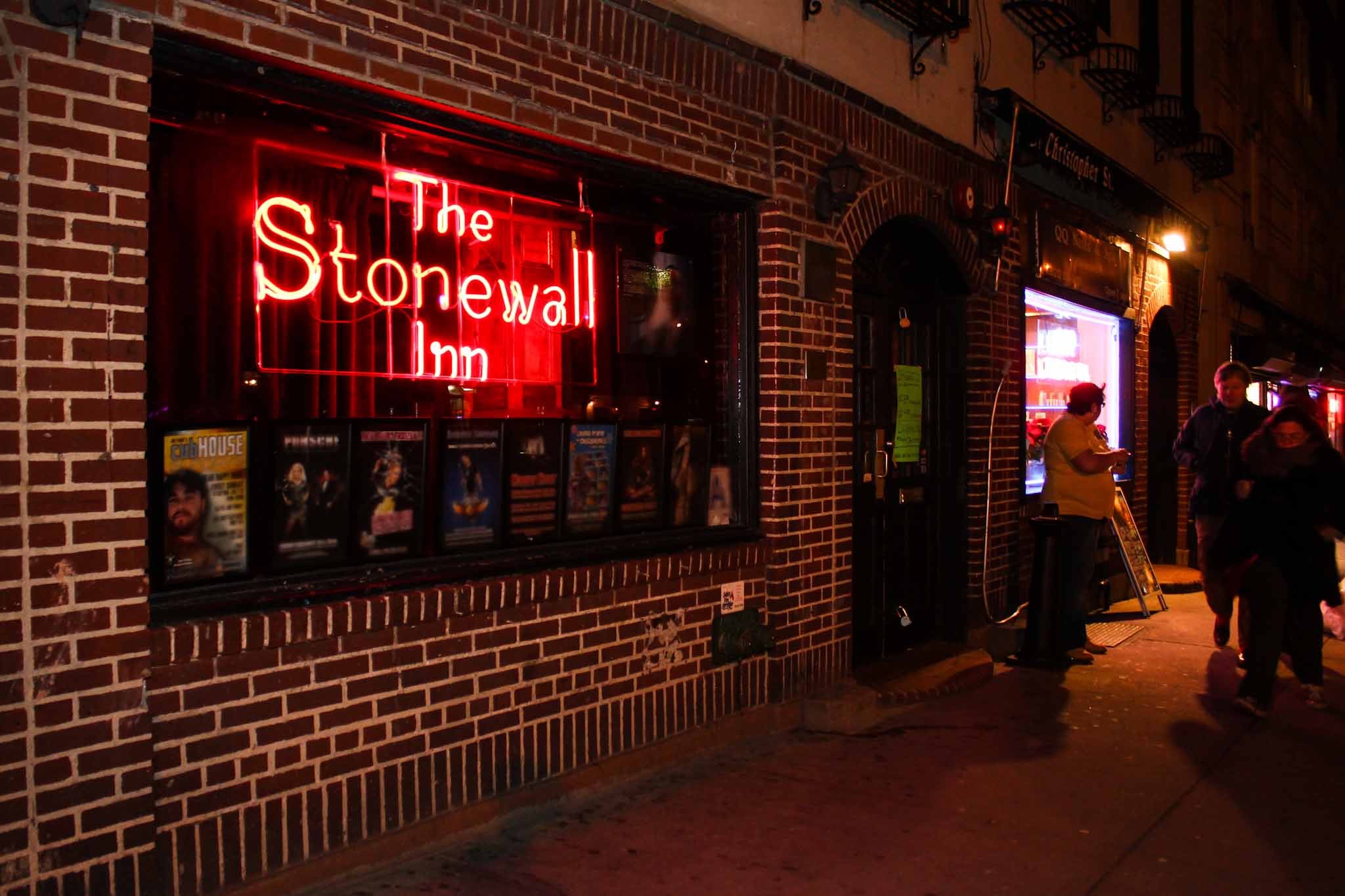 Stonewall Inn, pub, utested, homsebar, homofile, New York, New York City, Obama, Donald Trump, føderale, statlige, sletter slettet trans queer skeiv transfolk transpersoner monument nettsider nettsted